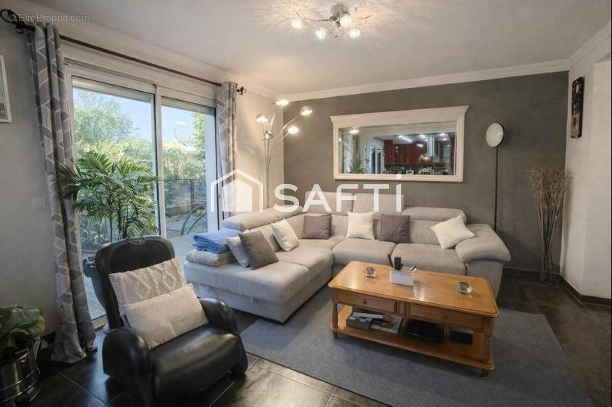 Maison à vendre, 118m², Bondy