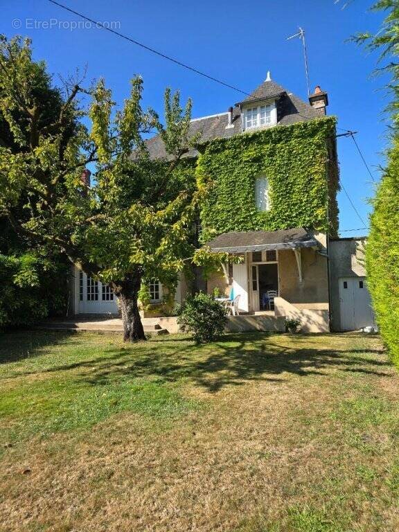 Maison à vendre, 202m², Le Creusot