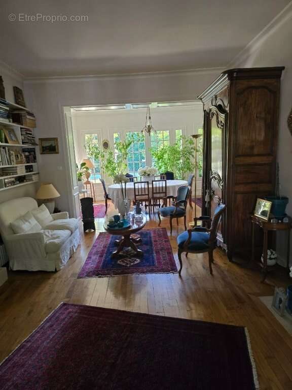 Maison à vendre, 202m², Le Creusot