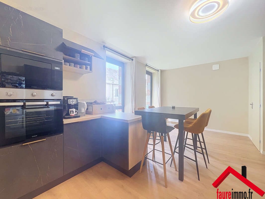 Maison à vendre, 102m², Allassac