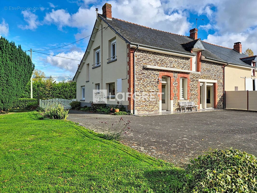 Maison à vendre, 103m², Noyal-Châtillon-sur-Seiche