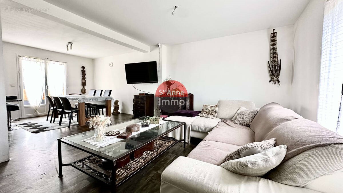 Maison à vendre, 155m², Wavignies