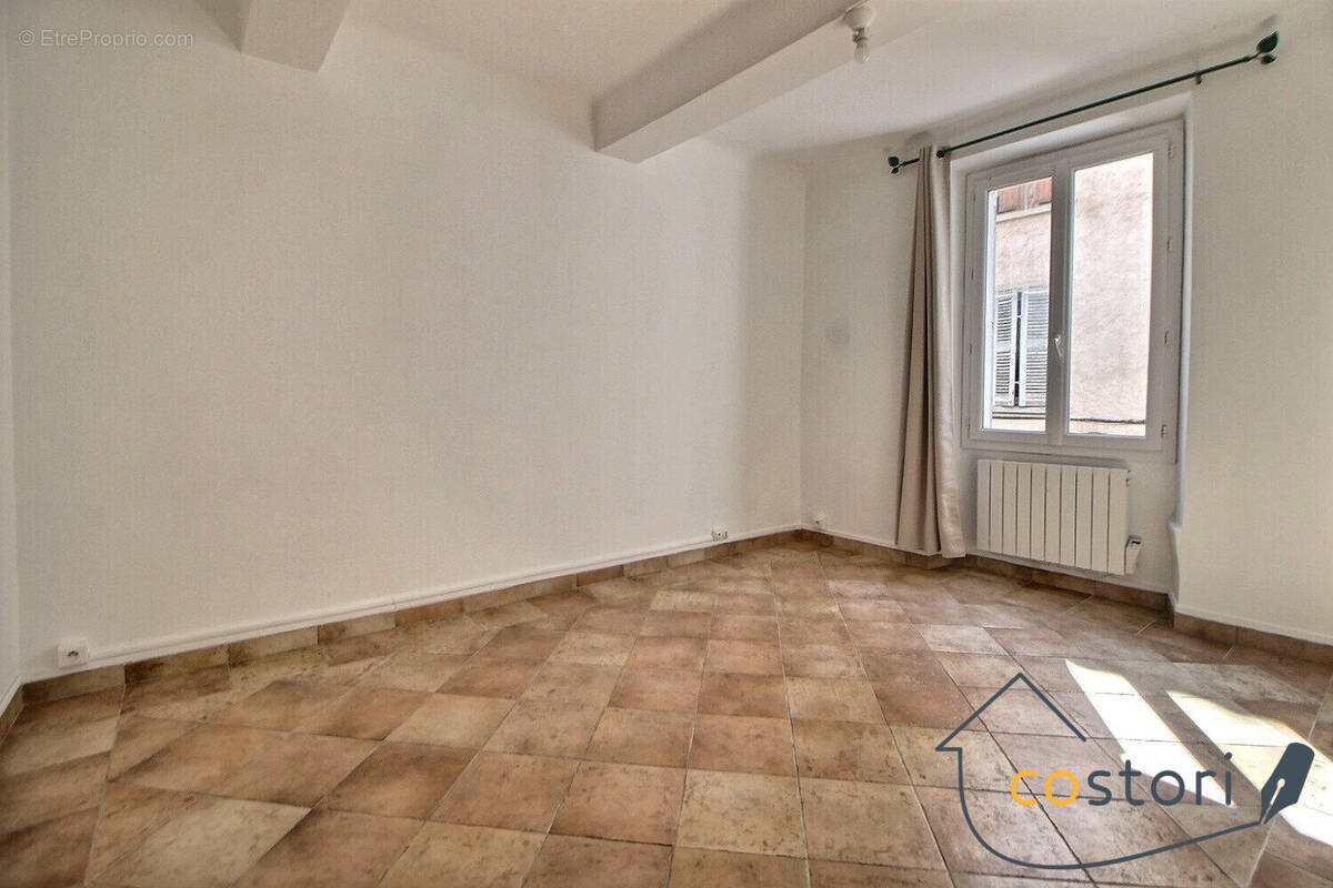 Appartement à vendre, 38m², Trans-en-Provence