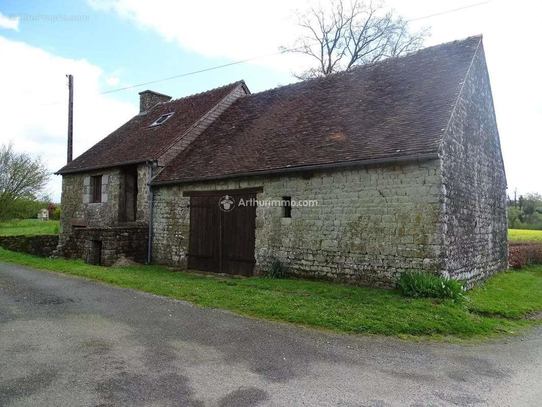Maison à vendre, 136m², Champsecret