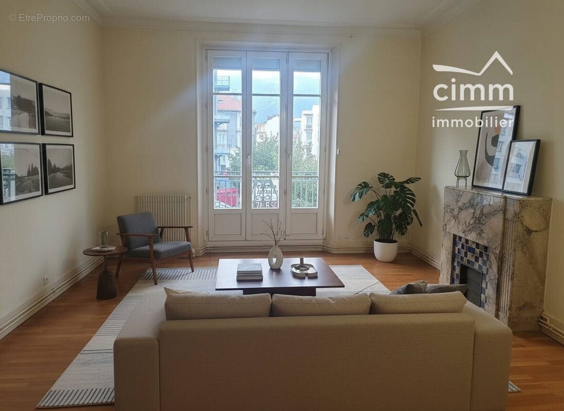 Appartement à vendre, 67m², Grenoble