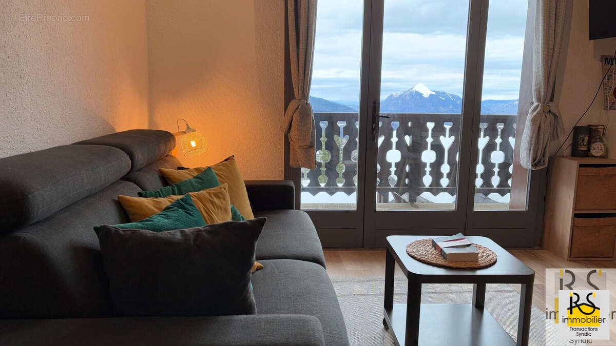 Appartement à vendre, 25m², Arâches-la-Frasse (Les Carroz d'Arâches)