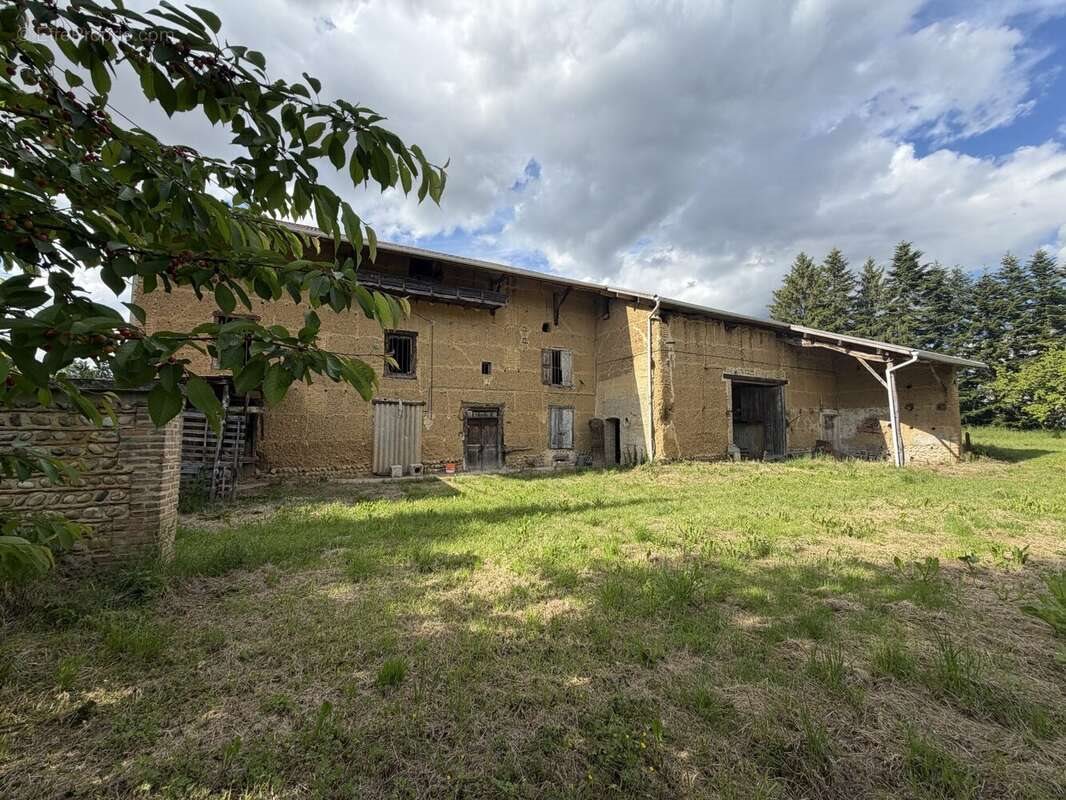 Maison à vendre, 175m², Brézins