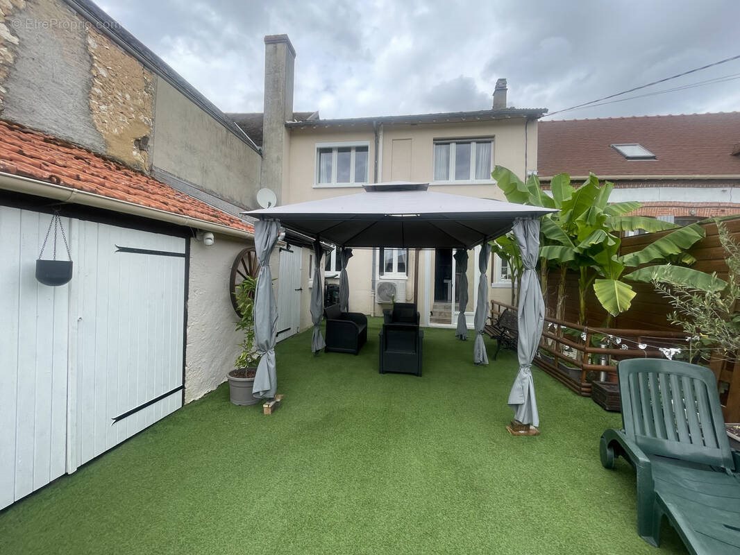 Maison à vendre, 93m², Sens