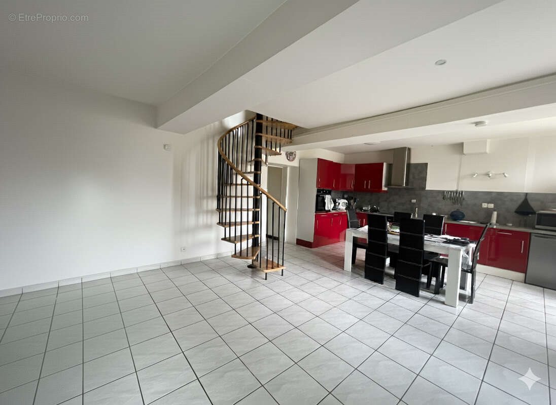 Maison à vendre, 93m², Sens