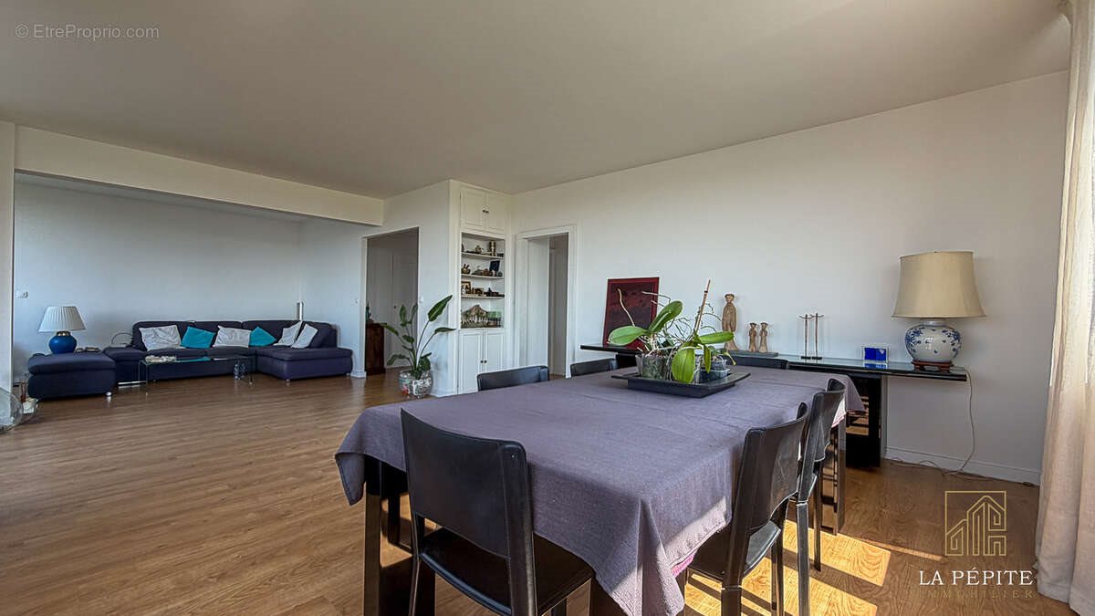 Appartement à vendre, 105m², Roubaix