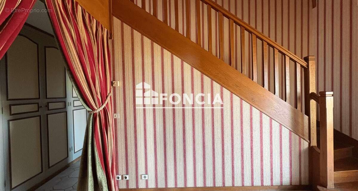 Maison à vendre, 212m², Meslay-le-Grenet