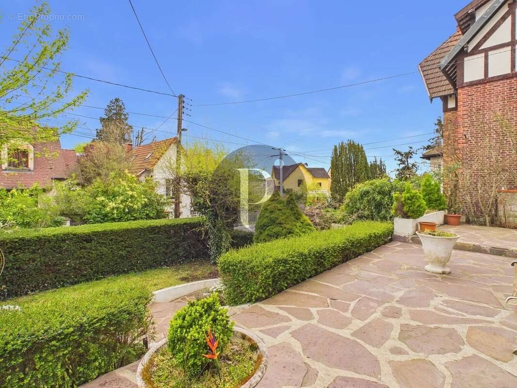 Maison à vendre, 101m², Verrières-le-Buisson