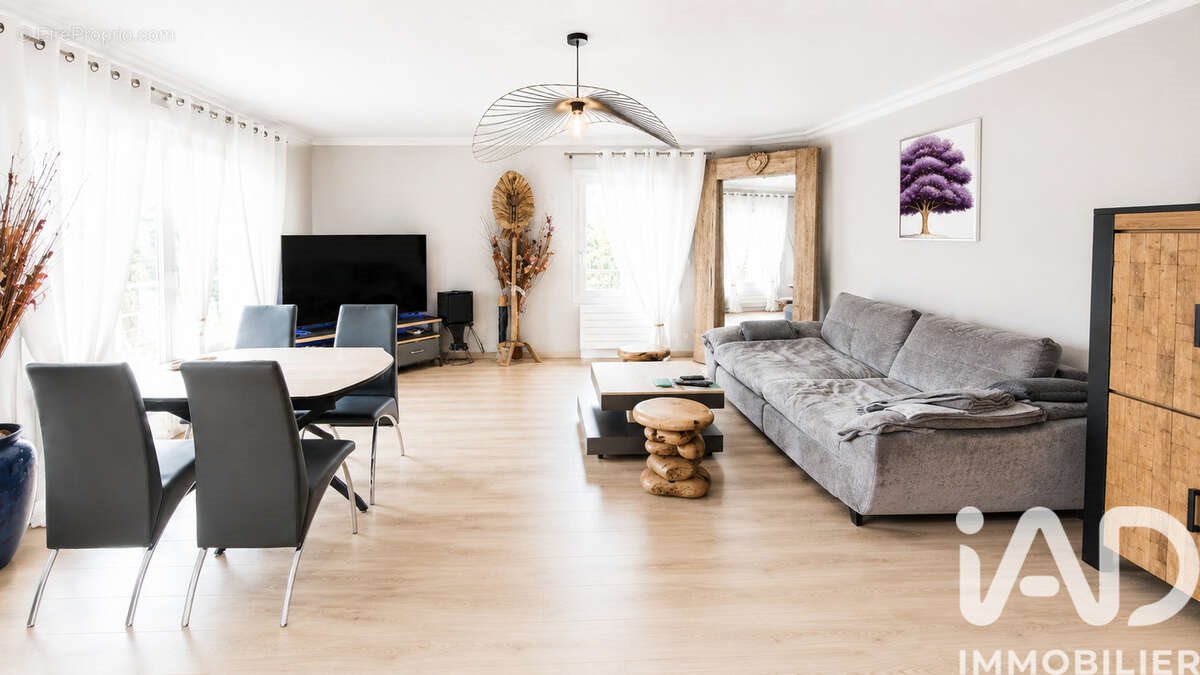 Appartement à vendre, 85m², Quintal