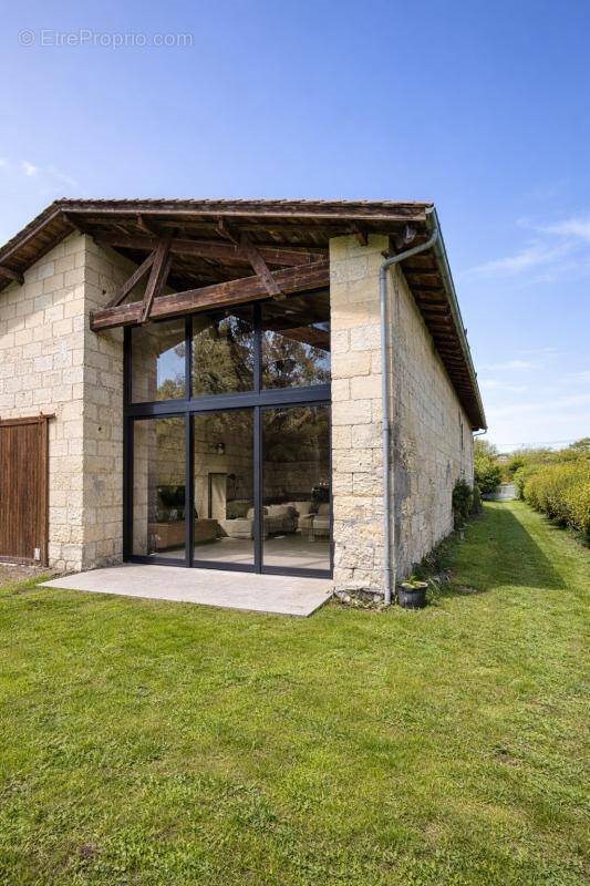 Maison à vendre, 38m², Génissac