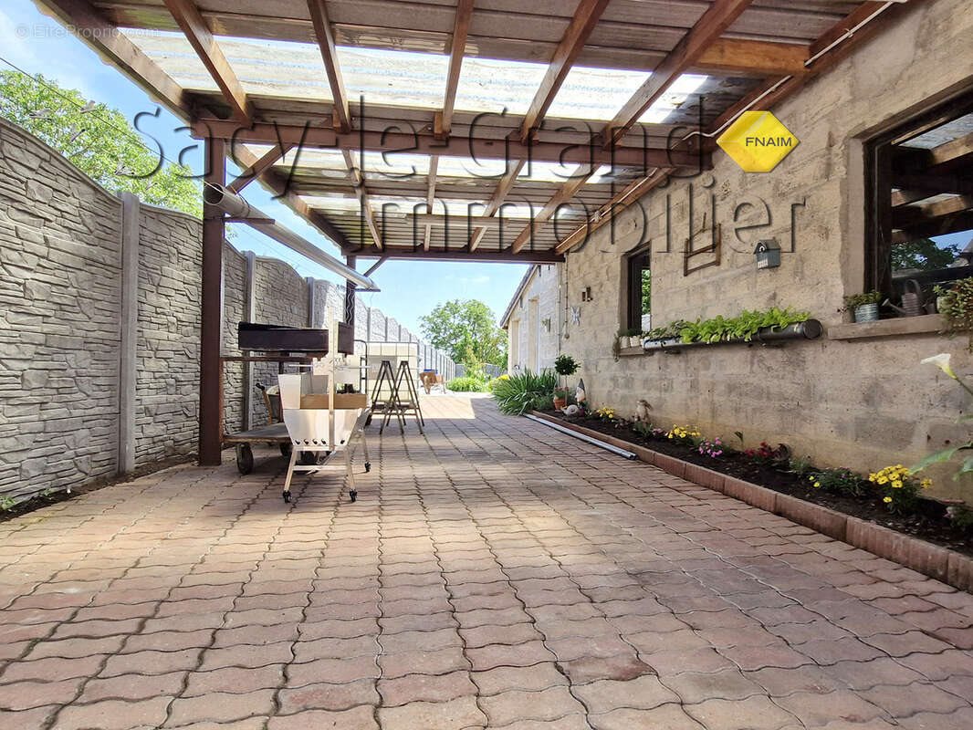 Maison à vendre, 95m², Angicourt