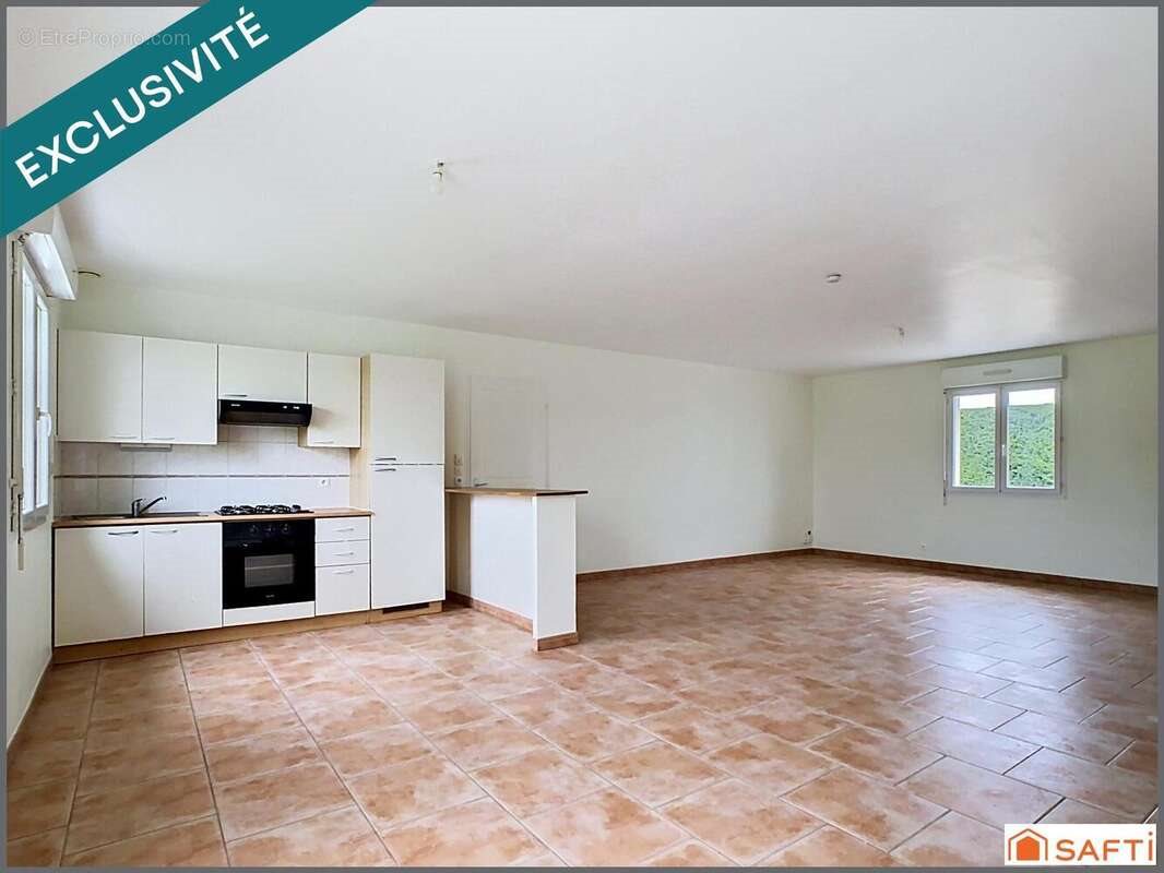 Maison à vendre, 95m², Draché