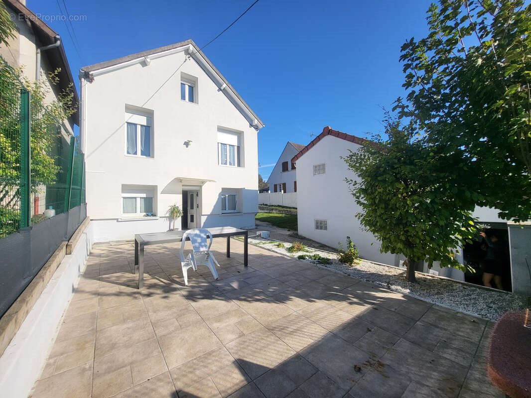 Maison à vendre, 106m², Romeny-sur-Marne