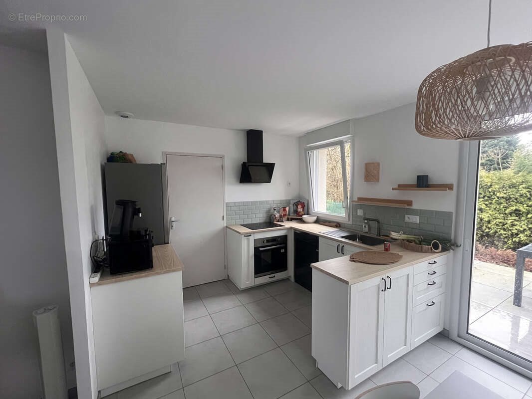 Maison à vendre, 83m², Bobital