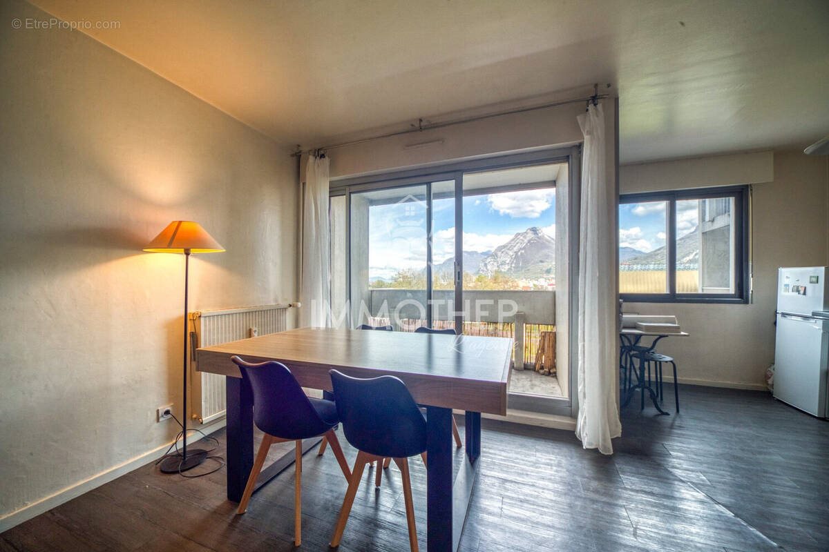 Appartement à vendre, 48m², Grenoble