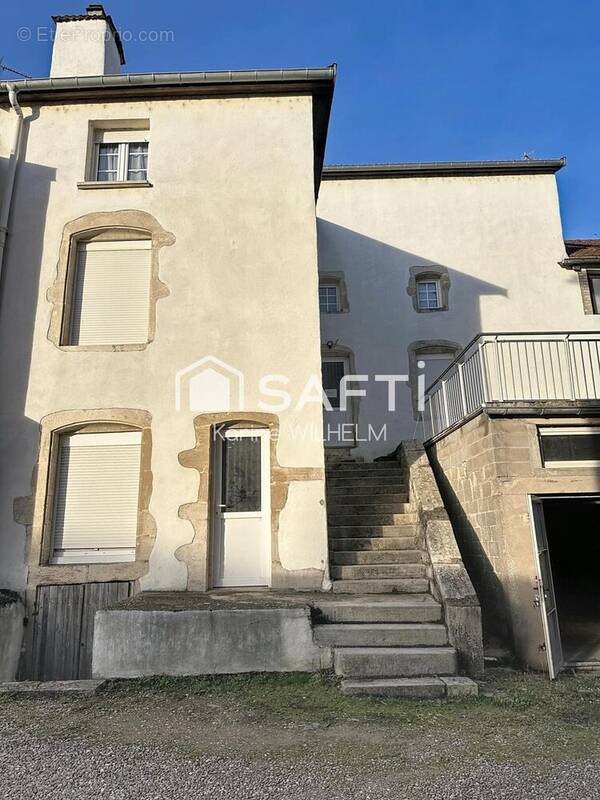 Appartement à vendre, 200m², Neufchâteau
