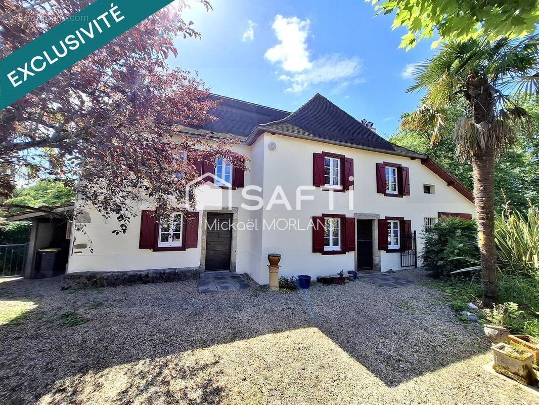 Maison à vendre, 128m², Sauveterre-de-Béarn