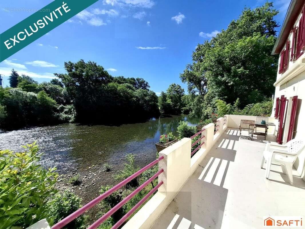 Maison à vendre, 128m², Sauveterre-de-Béarn