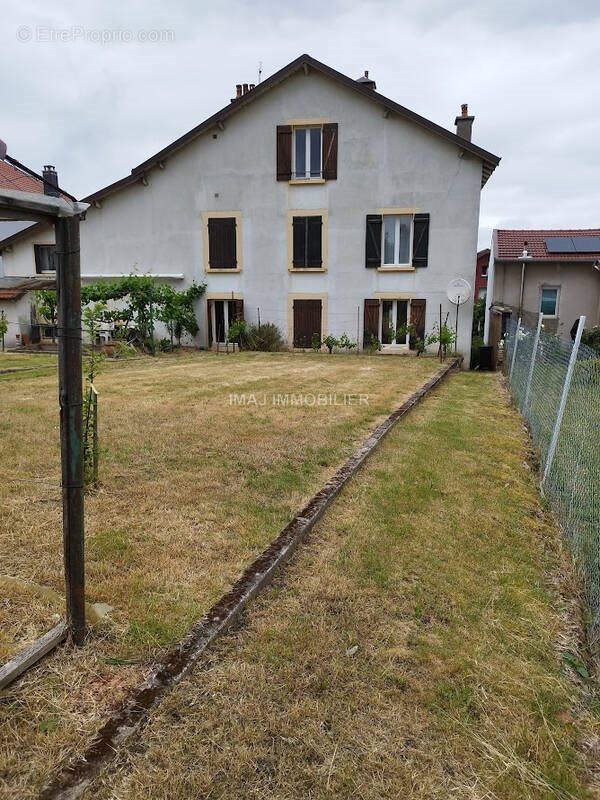 Appartement à vendre, 180m², Golbey