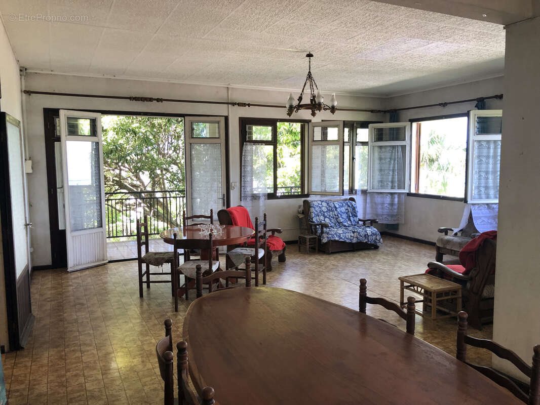 Maison à vendre, 160m², Le Tampon