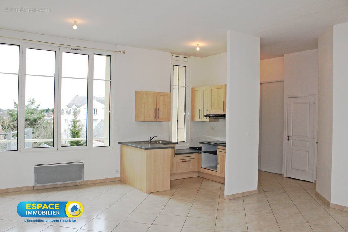 Appartement à vendre, 77m², Châteauneuf-sur-Loire