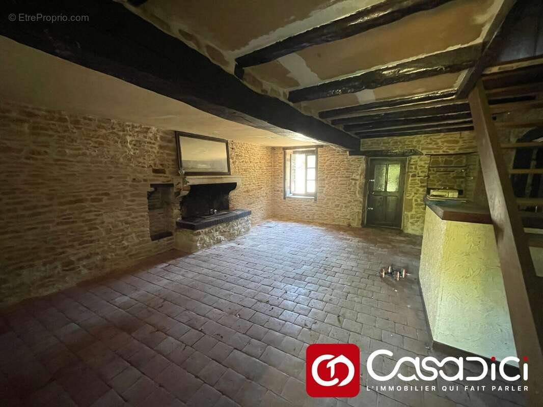 Maison à vendre, 68m², Saint-Parize-le-Châtel
