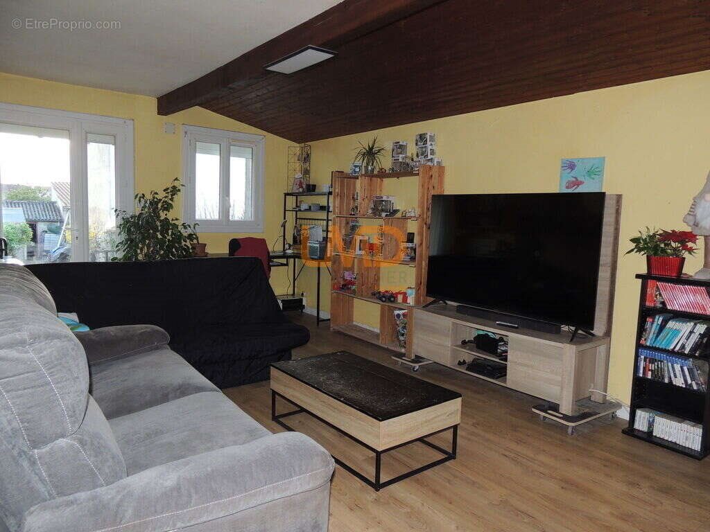 Maison à vendre, 100m², Saint-Jean-d'Angély