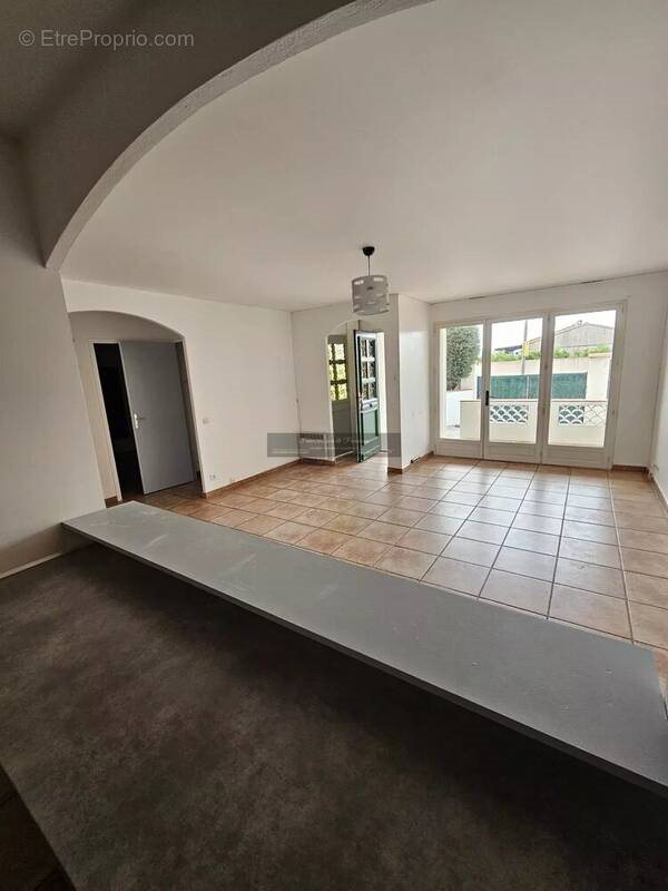 Appartement à vendre, 71m², Puget-sur-Argens