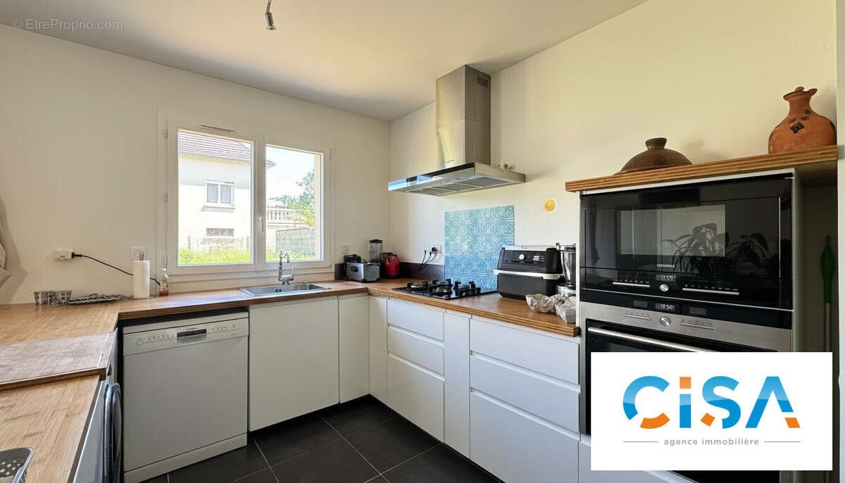 Maison à vendre, 140m², Pont-Sainte-Maxence