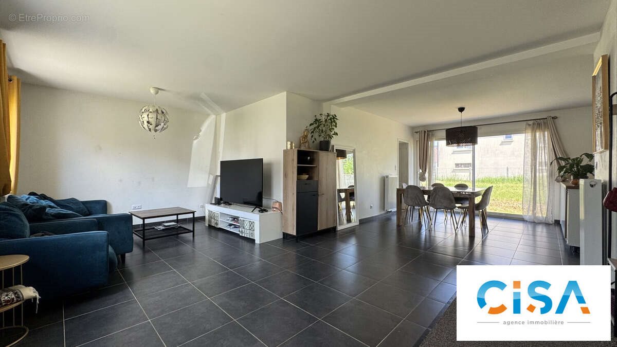 Maison à vendre, 140m², Pont-Sainte-Maxence