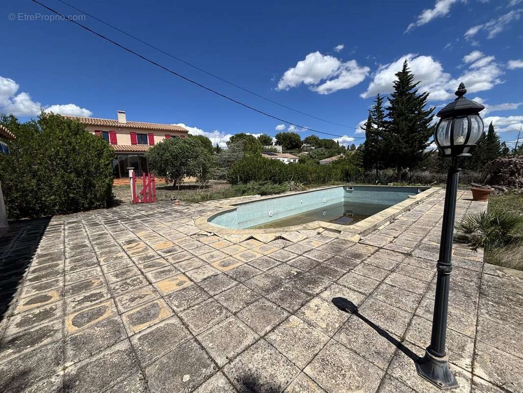 Maison à vendre, 201m², Argeliers