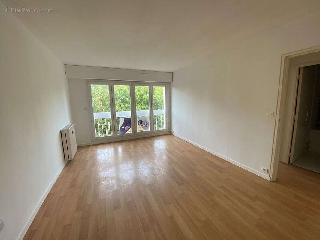 Appartement à vendre, 43m², Evry