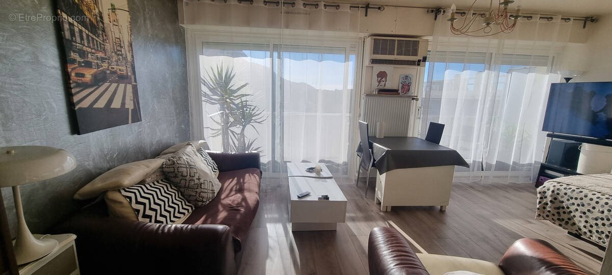 Appartement à vendre, 40m², Marseille 8ème