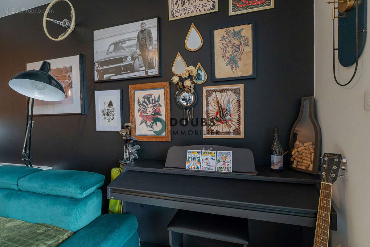 Appartement à vendre, 71m², Orchamps-Vennes