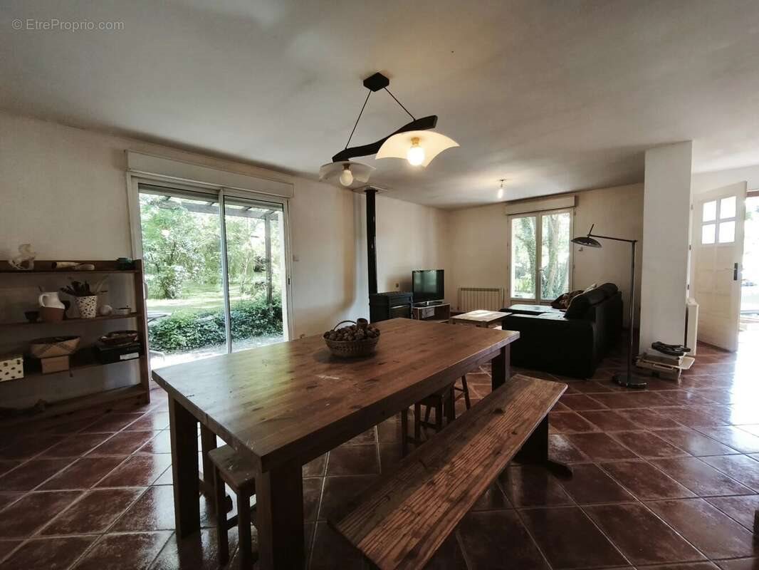 Maison à vendre, 135m², Bertholène
