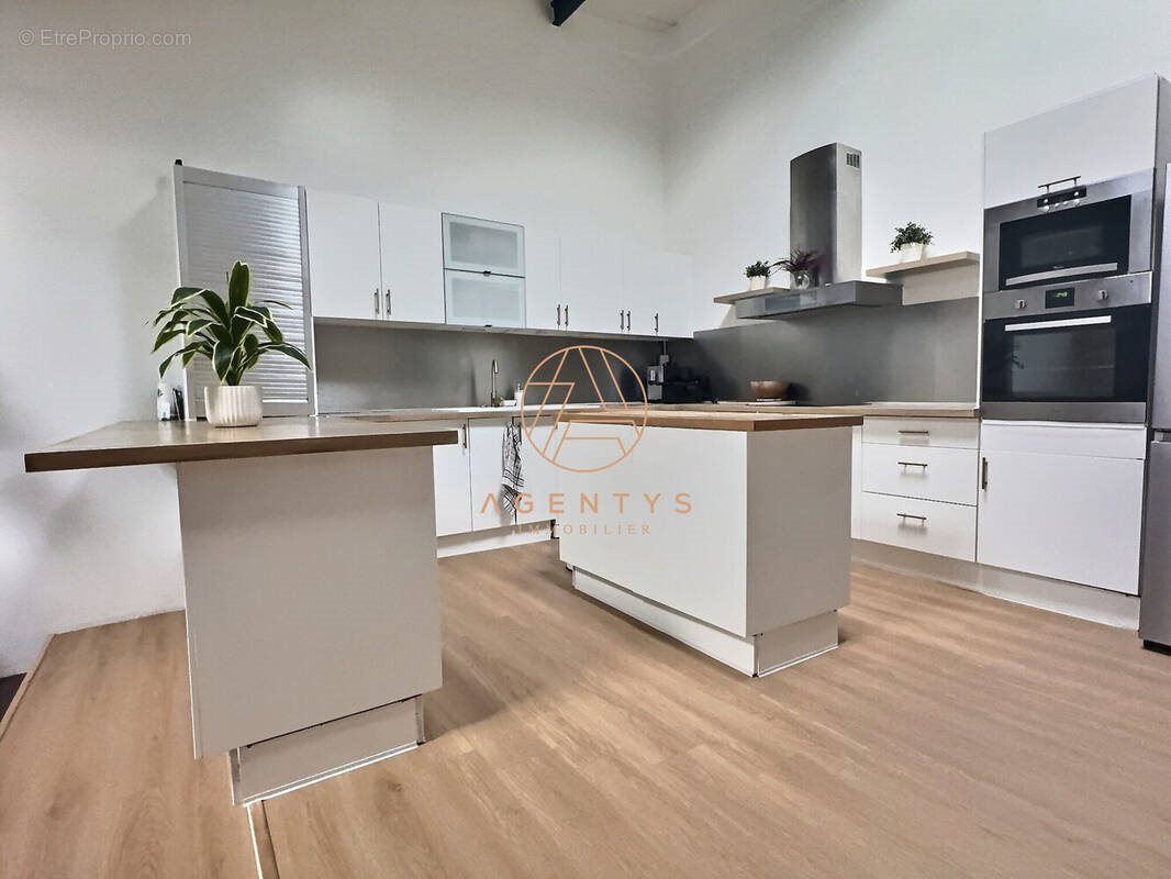 Maison à vendre, 186m², La Courneuve