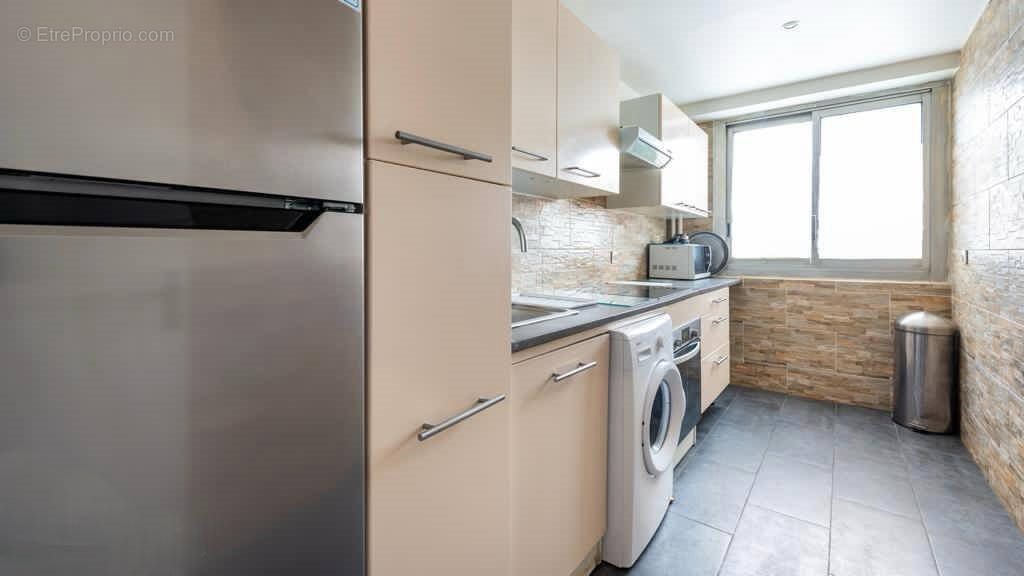 Appartement à vendre, 52m², Courbevoie