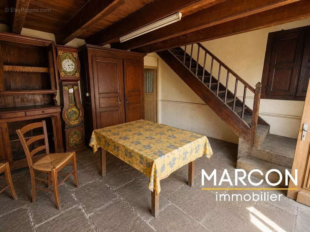 Maison à vendre, 55m², Saint-Georges-la-Pouge