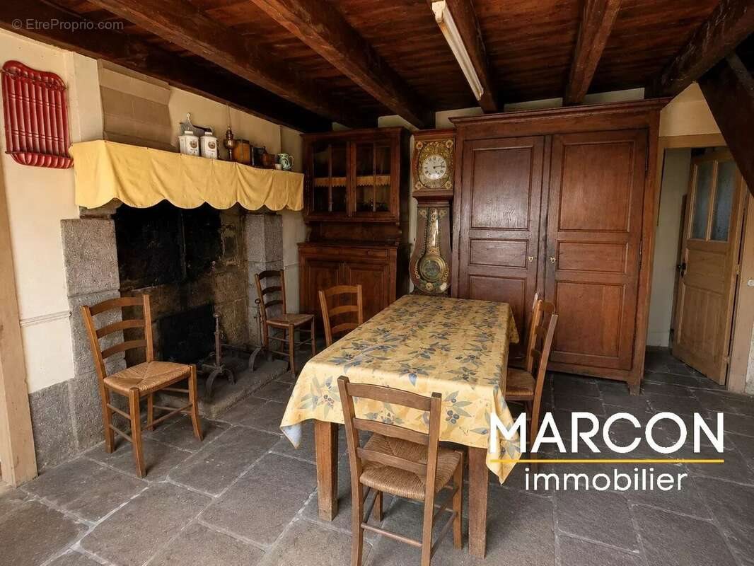 Maison à vendre, 55m², Saint-Georges-la-Pouge