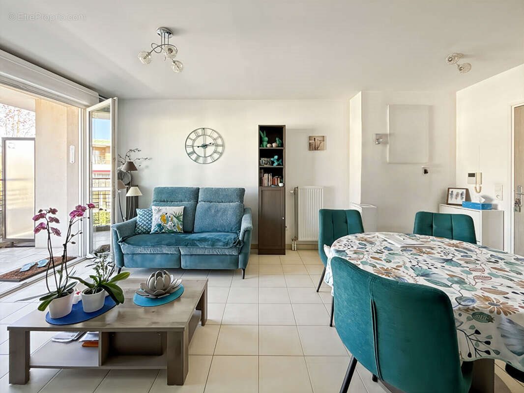 Appartement à vendre, 57m², Mantes-la-Jolie