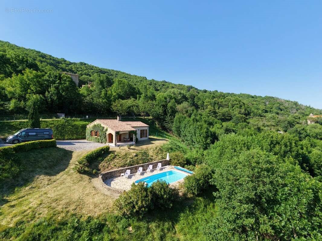 Maison à vendre, 78m², Aizac