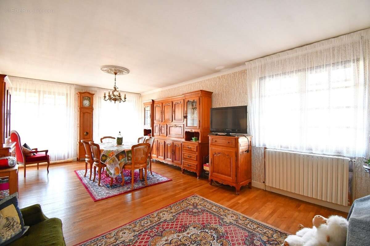 Maison à vendre, 168m², Autun