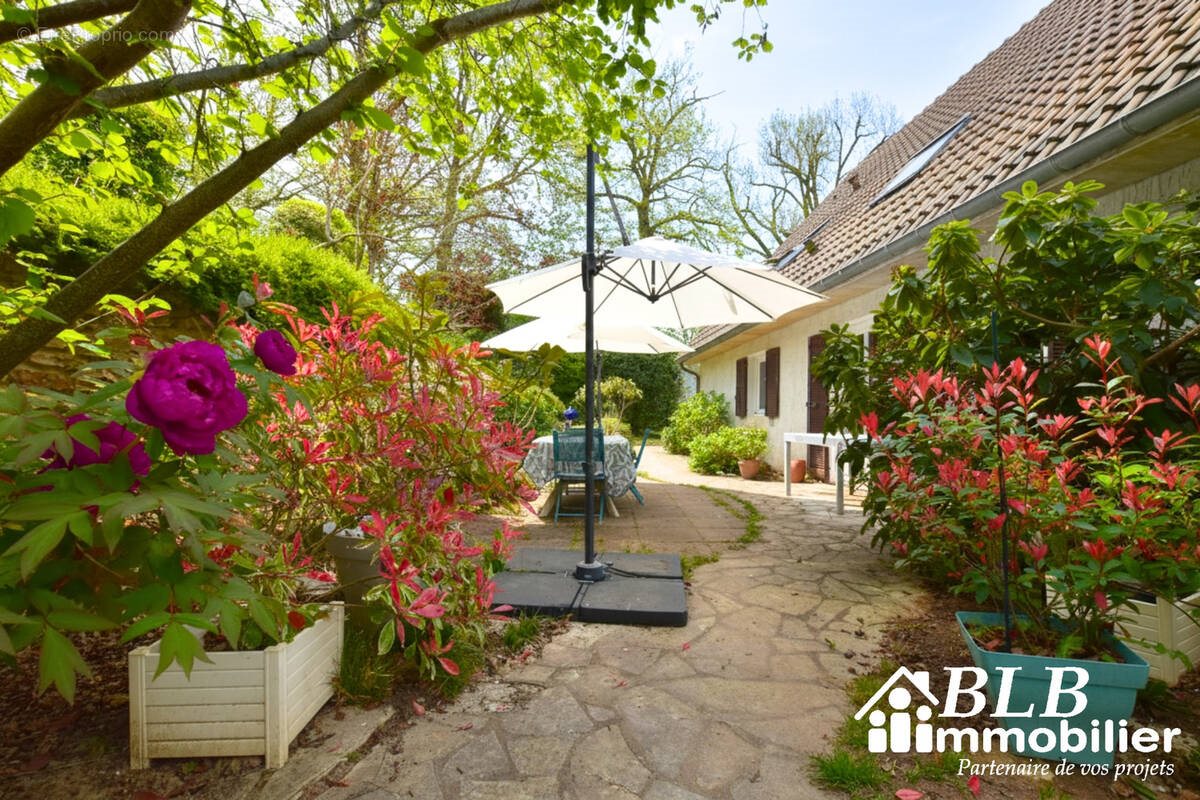 Maison à vendre, 212m², Les Essarts-le-Roi