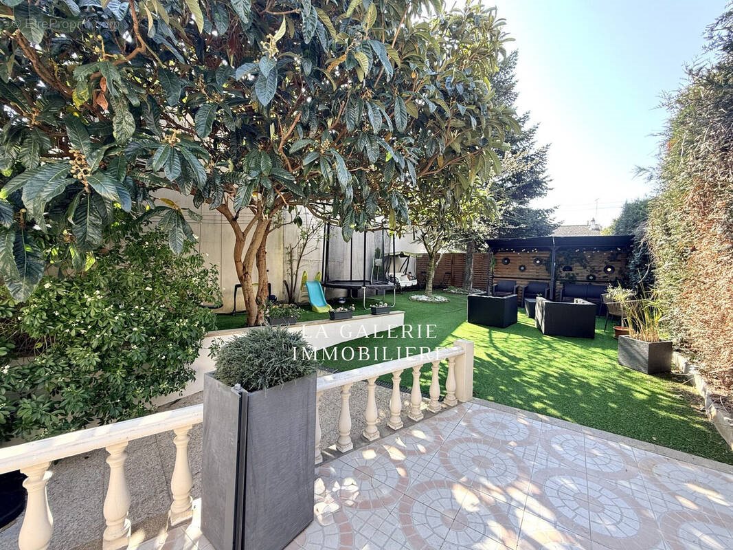 Maison à vendre, 186m², Nanterre