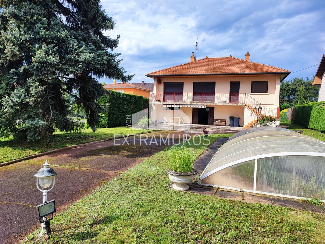 Maison à vendre, 105m², Lentilly