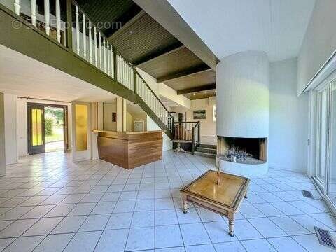 Maison à vendre, 291m², Annecy
